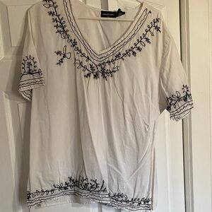 Anne Klein Embroidered White Blouse